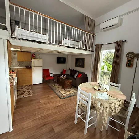 Nature Paradise * Kardítsa